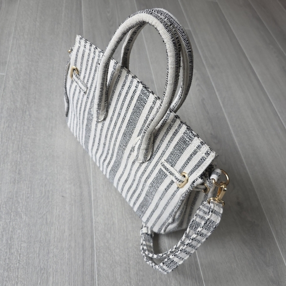 Striped Grey and White Bag - Picture 4 of 6